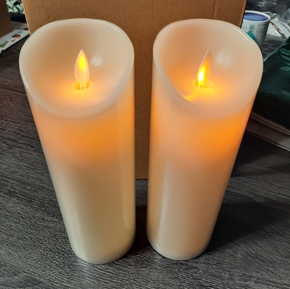 Homemory 9x3" Dancing Flame Flameless Candle Set of 2 - Picture 3 of 13
